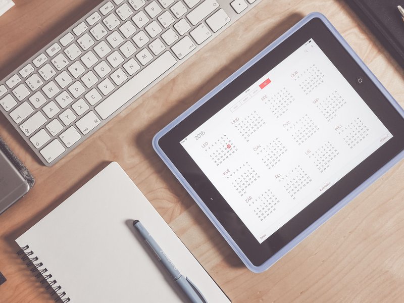 Tablet mit Kalender